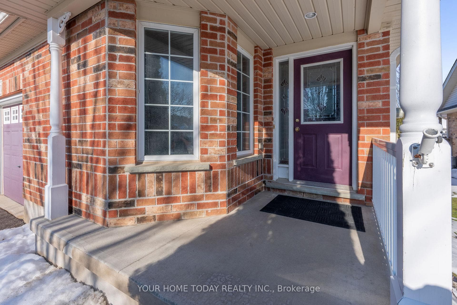 71 Doctor Moore Court photo 4