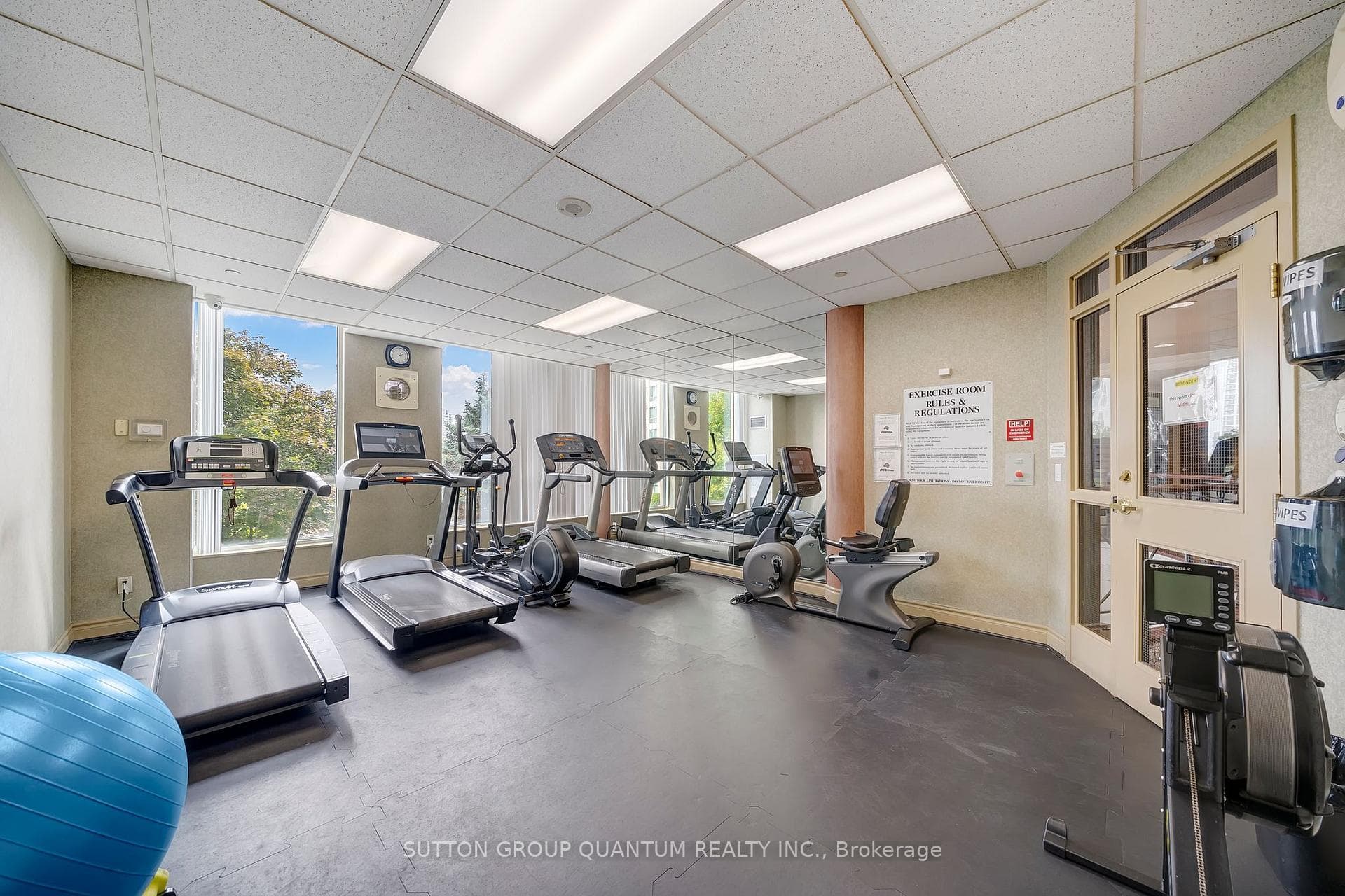 2585 Erin Centre Blvd. Boulevard Unit 703 photo 19