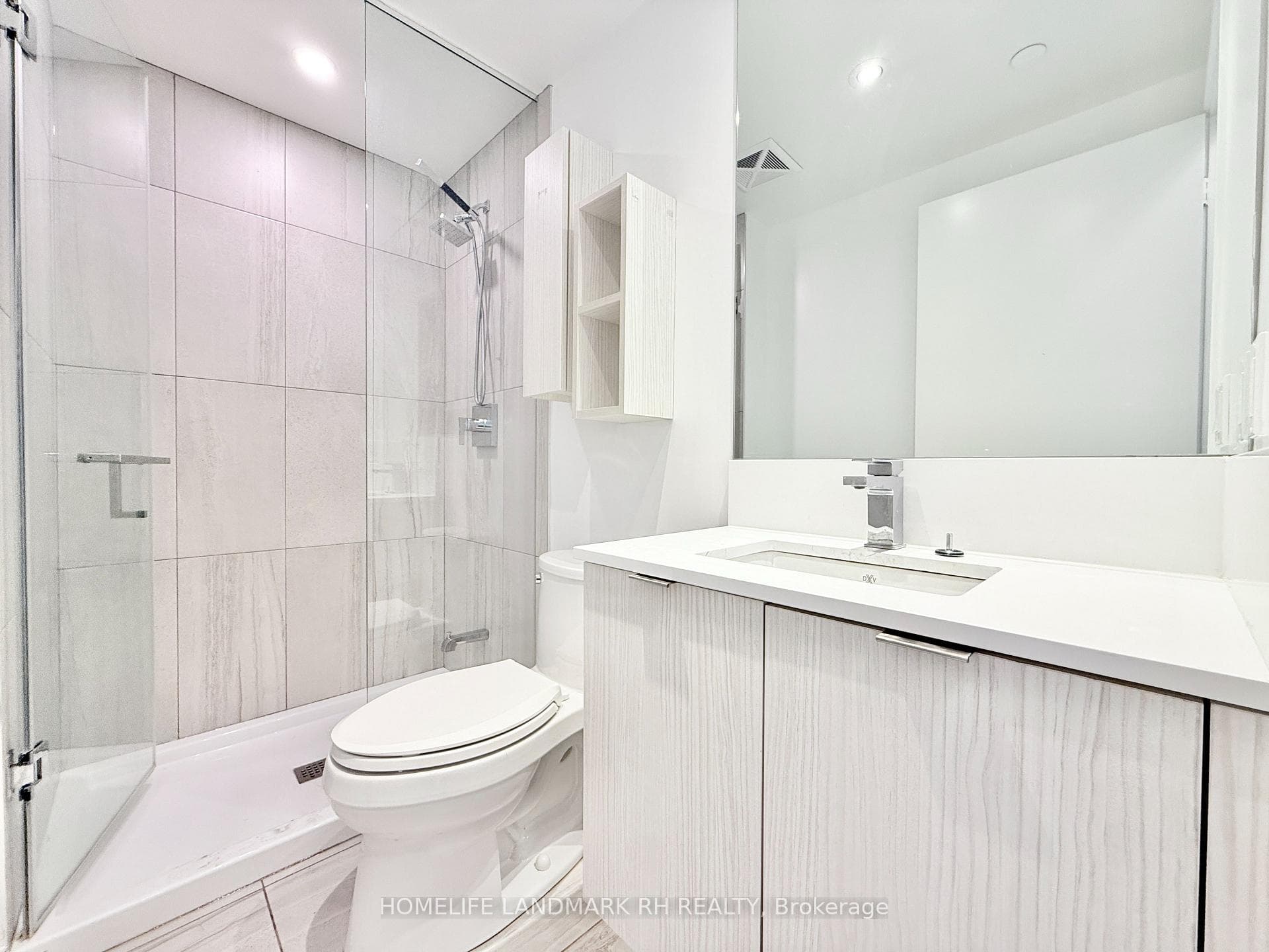 195 Redpath Avenue Unit 1912 photo 10