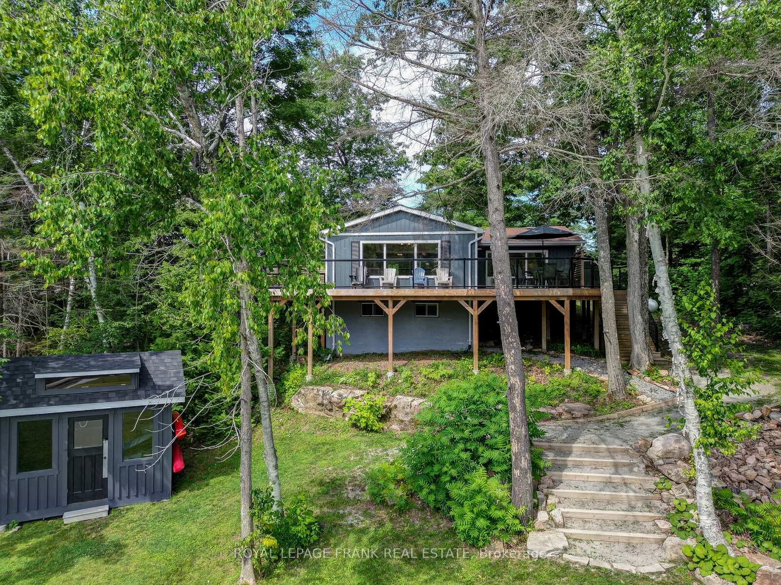 84 Irwin Drive photo 3