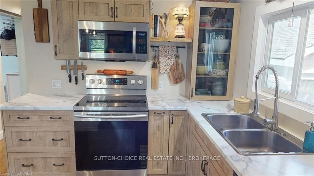 1082 HART Road photo 22