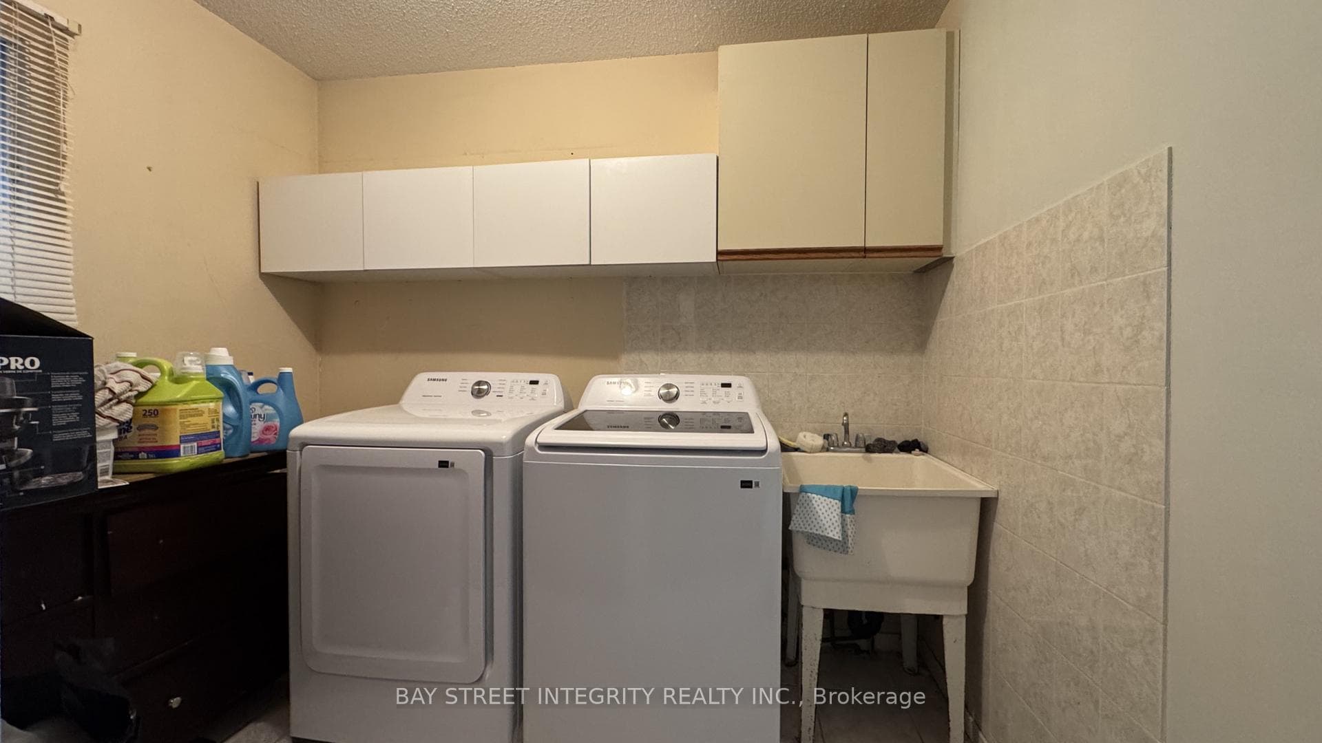 2 Glenheather Terrace Unit Upper photo 10