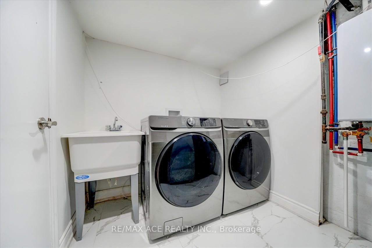 20 Martindale Road photo 32