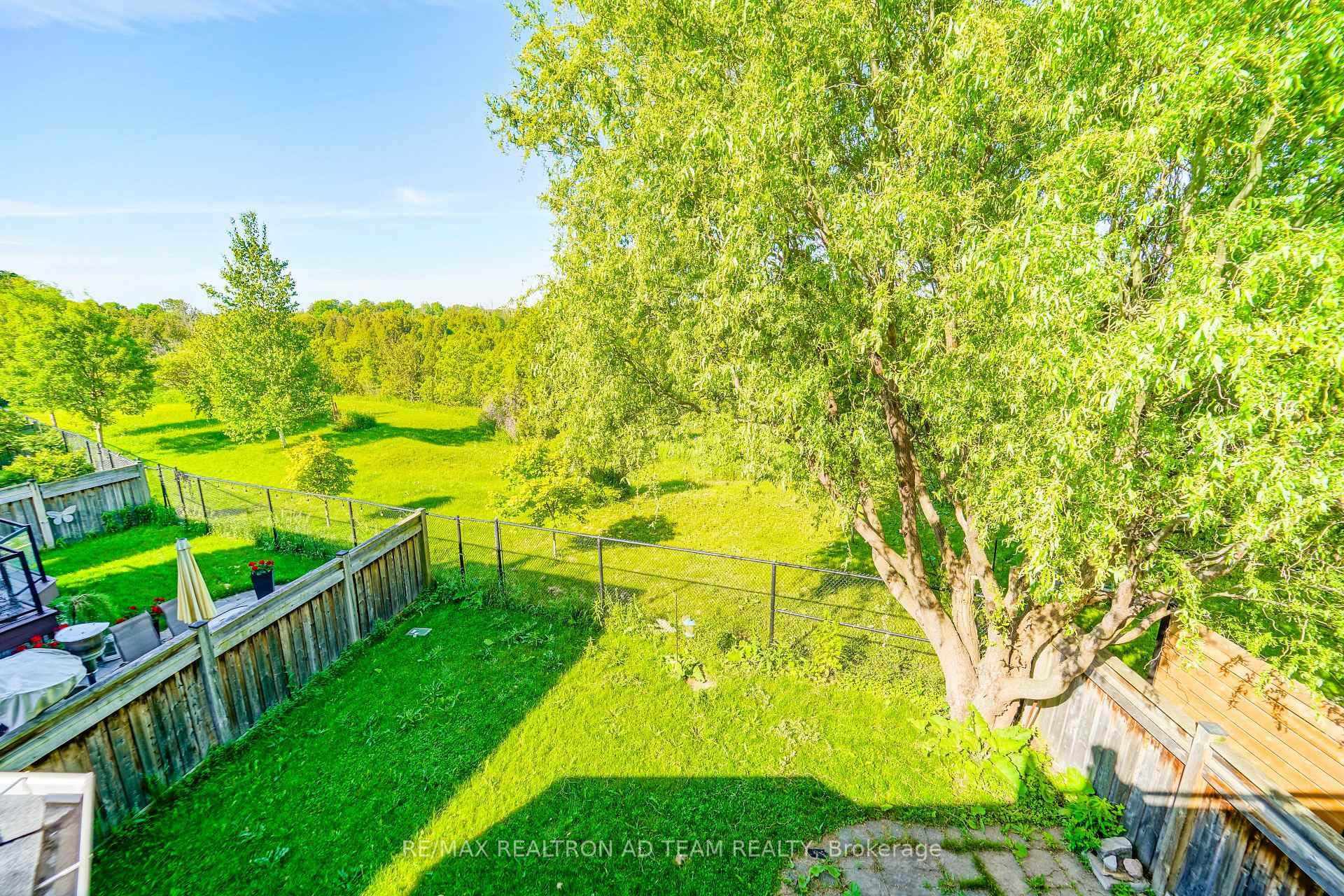 39 Beverton Crescent photo 23