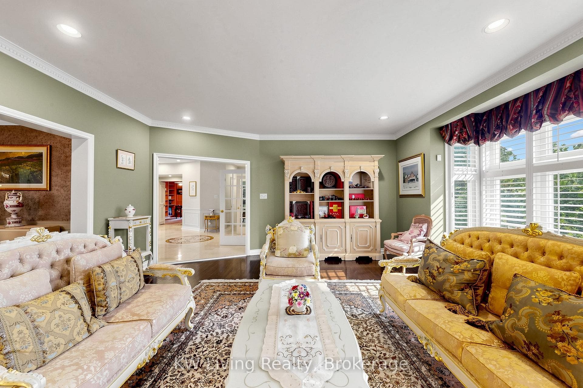 28 Edmund Crescent photo 8