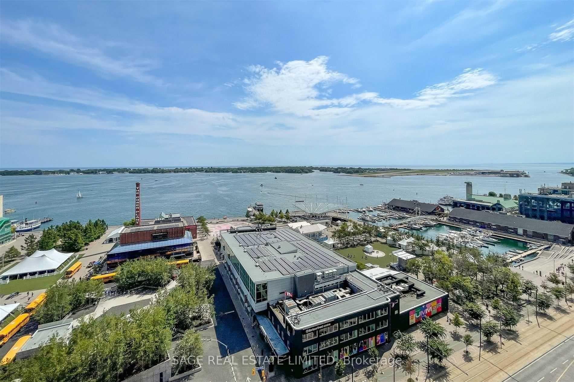 218 Queens Quay Unit 1711 photo 14