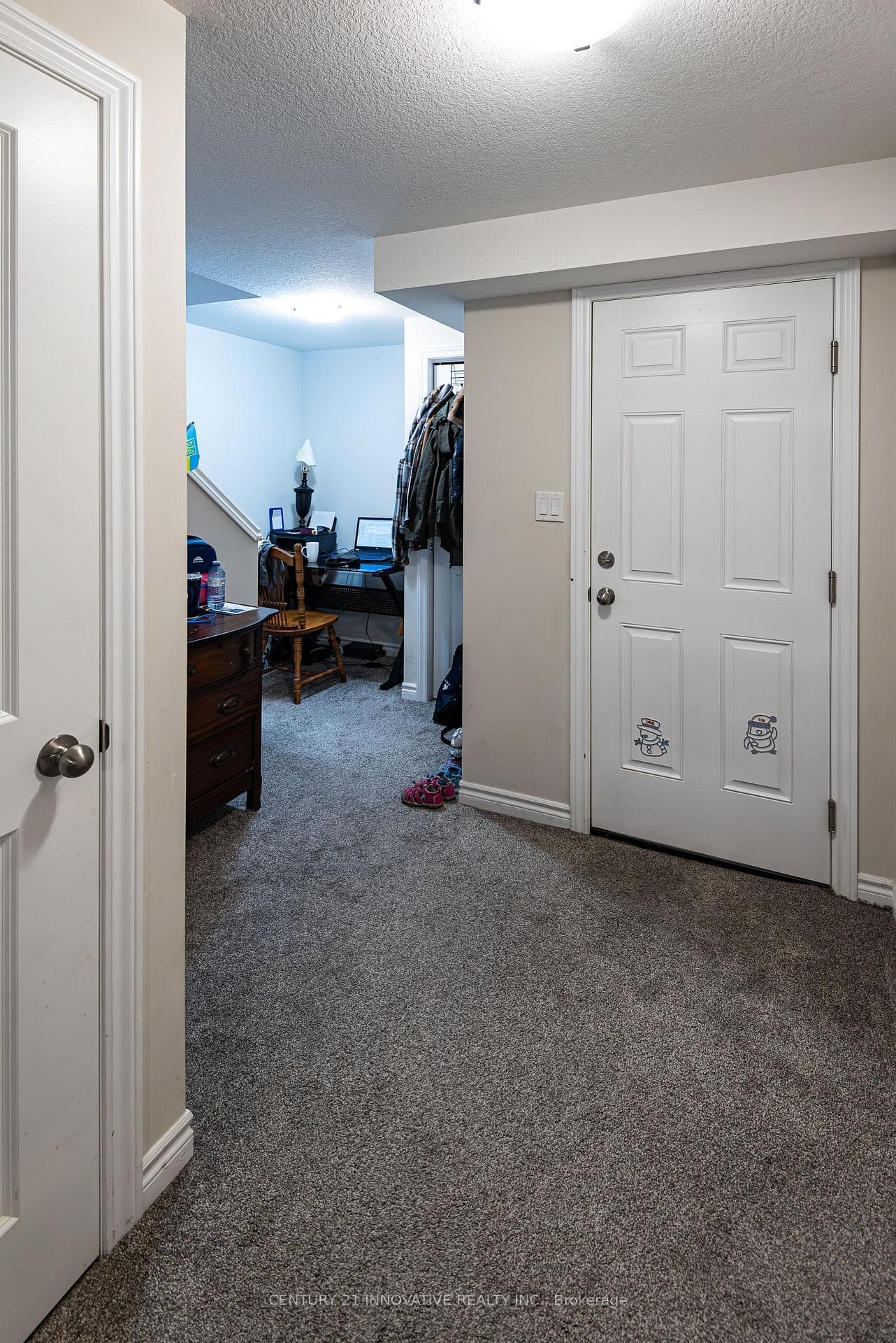 14 Oxford Terrace Unit Bsmt photo 24