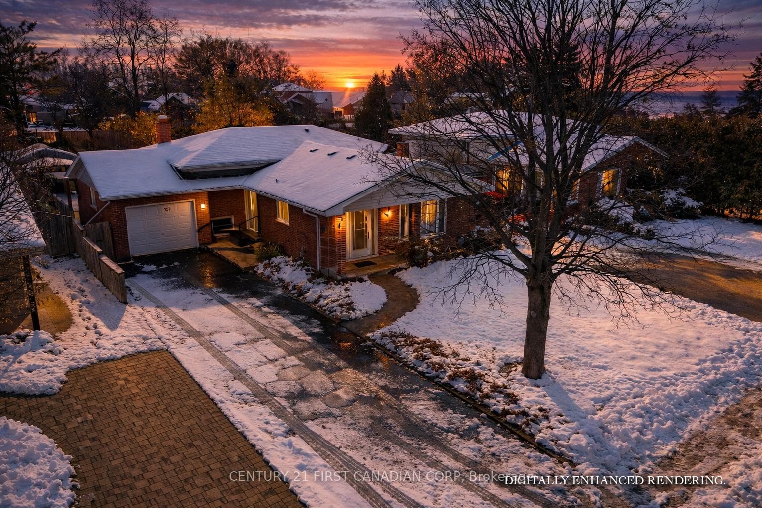 383 Magnolia Crescent photo 2