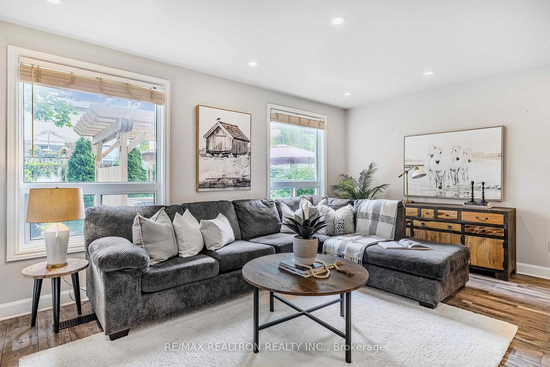 226 Hodgson Drive photo 13