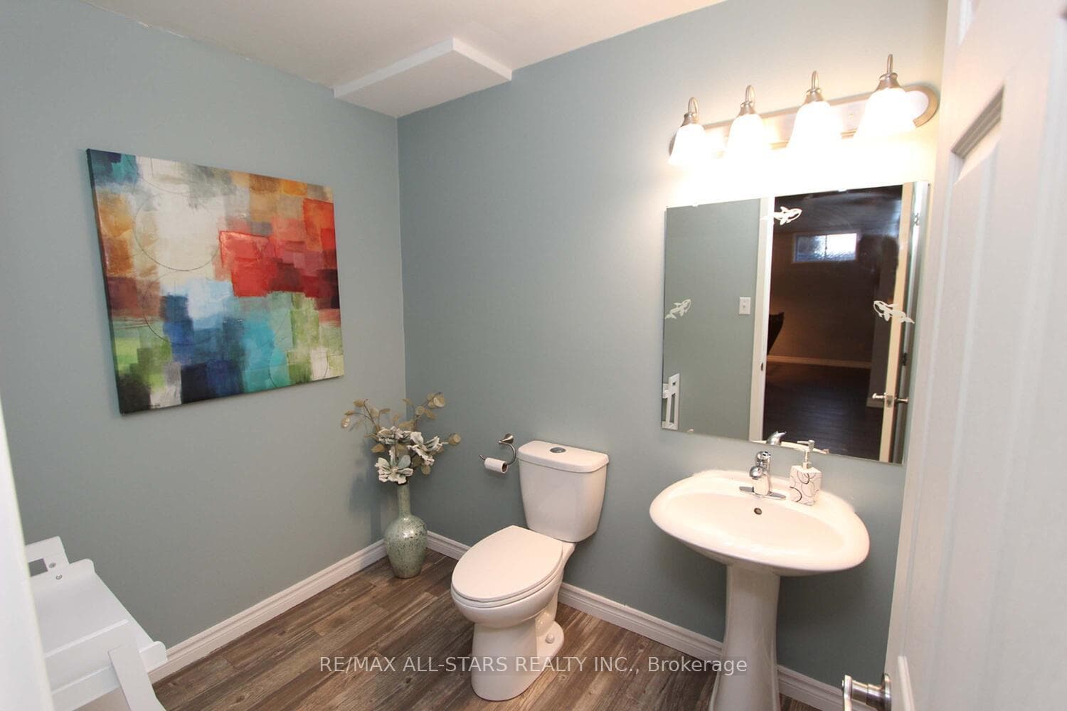 27 Hillview Drive photo 24
