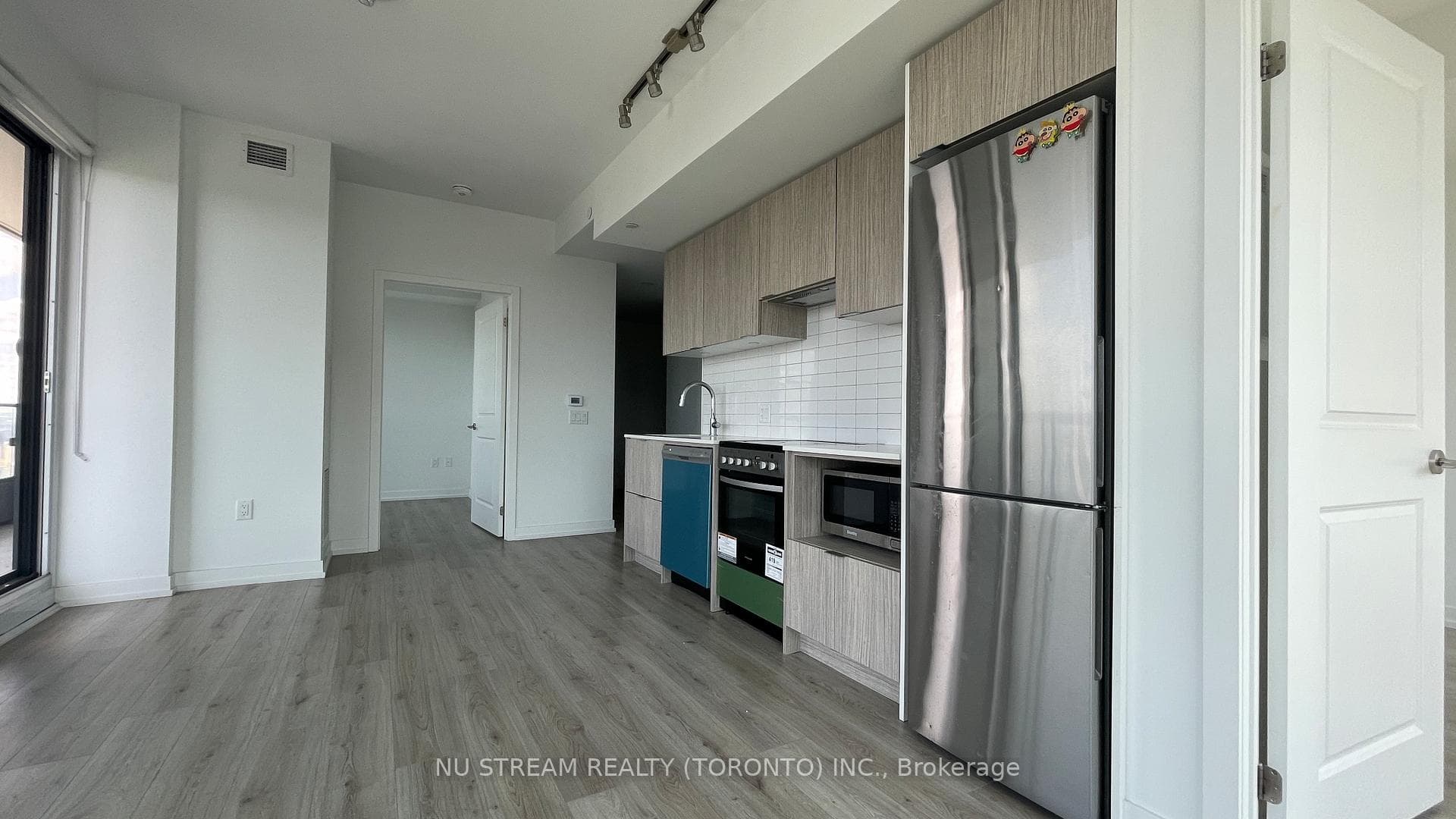 395 Bloor Street Unit 5102 photo 3
