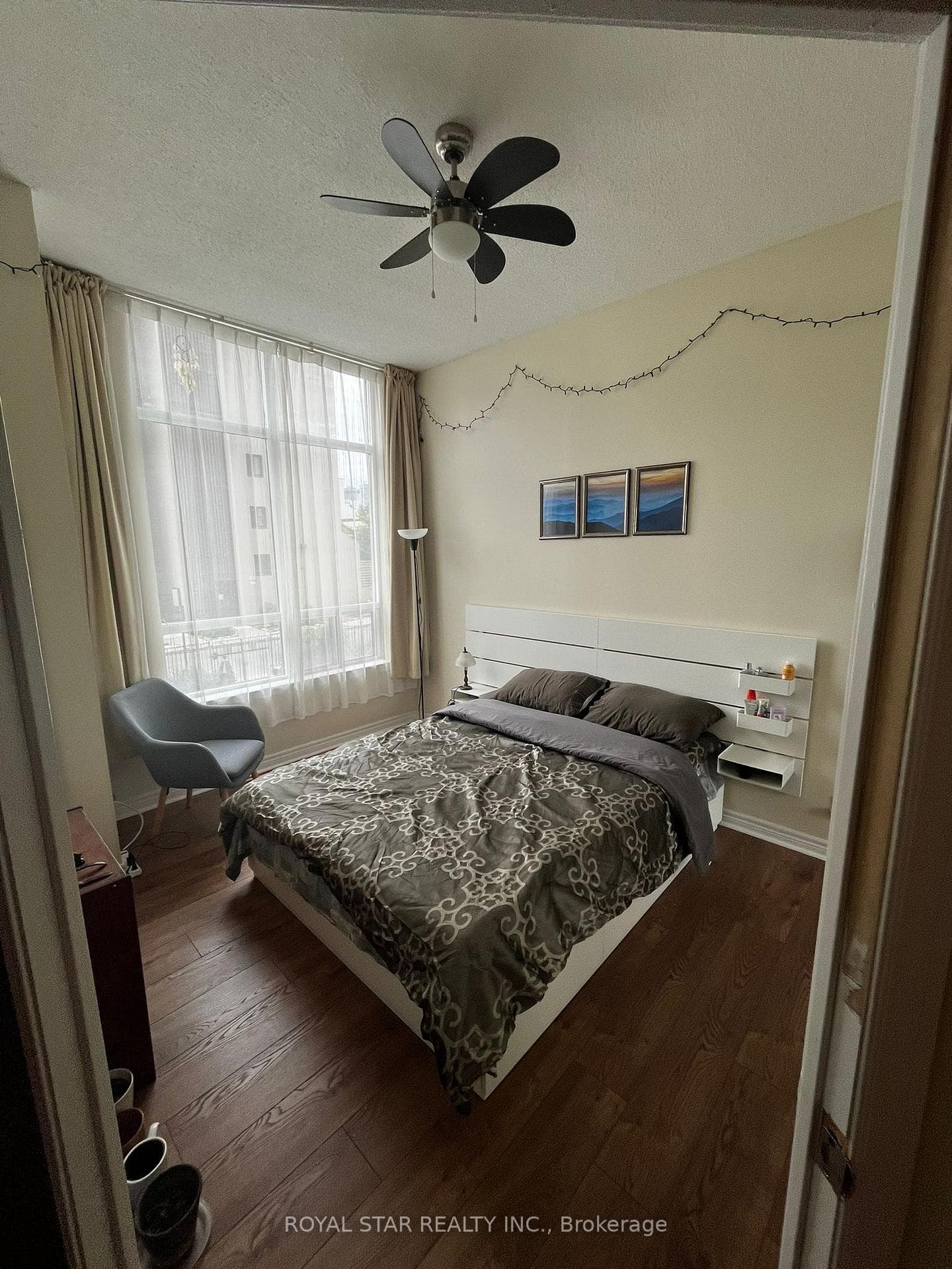 225 Wellesley Street Unit 104 photo 19