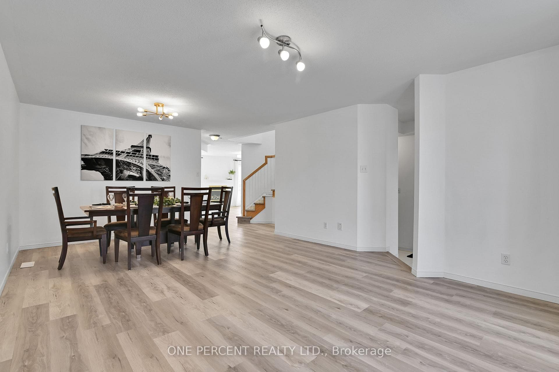 3356 McCarthy Road photo 6
