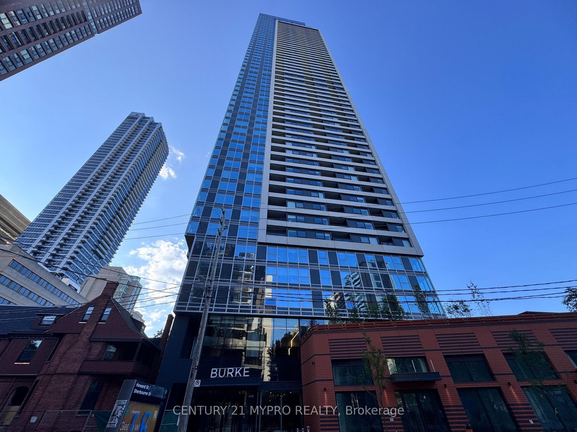 609 Sherbourne Street Unit 3105 photo 1