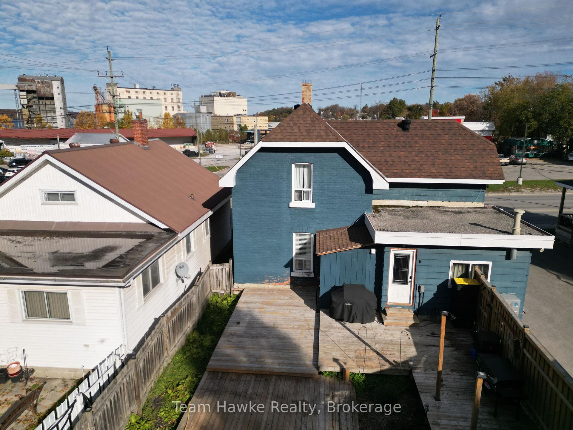 192 Fourth Street photo 28