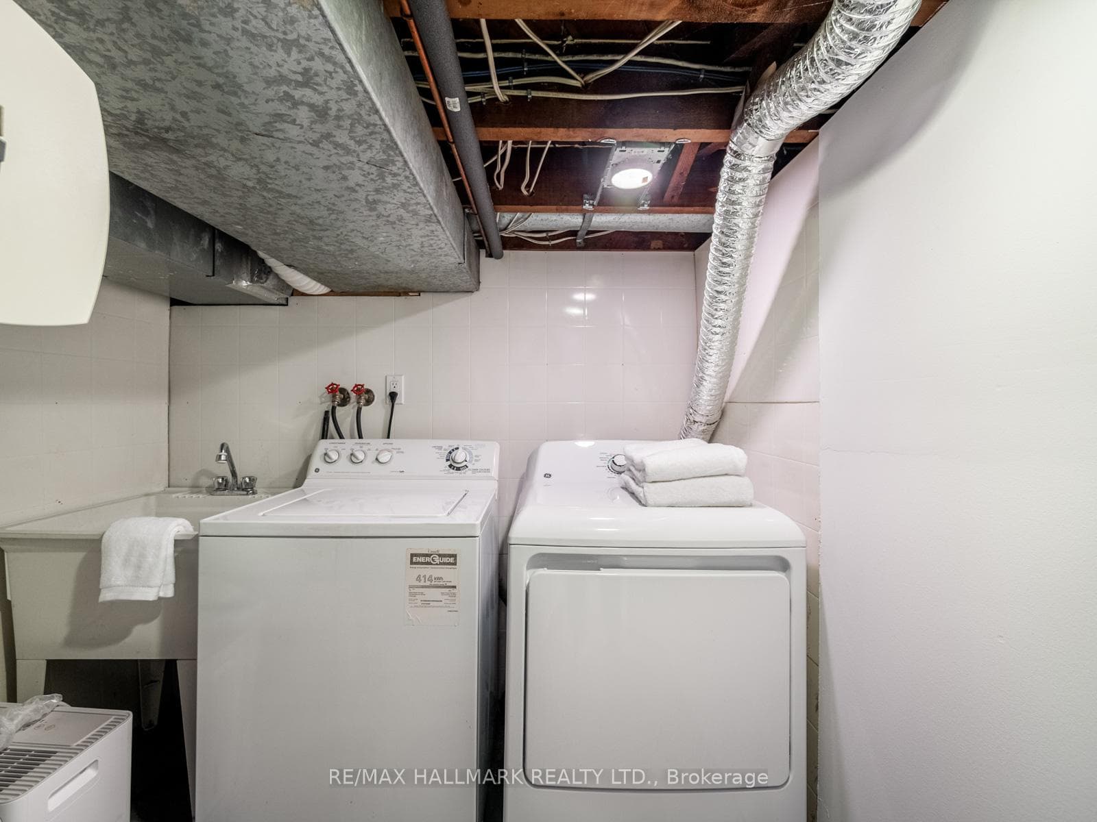 144 Floyd Avenue photo 44