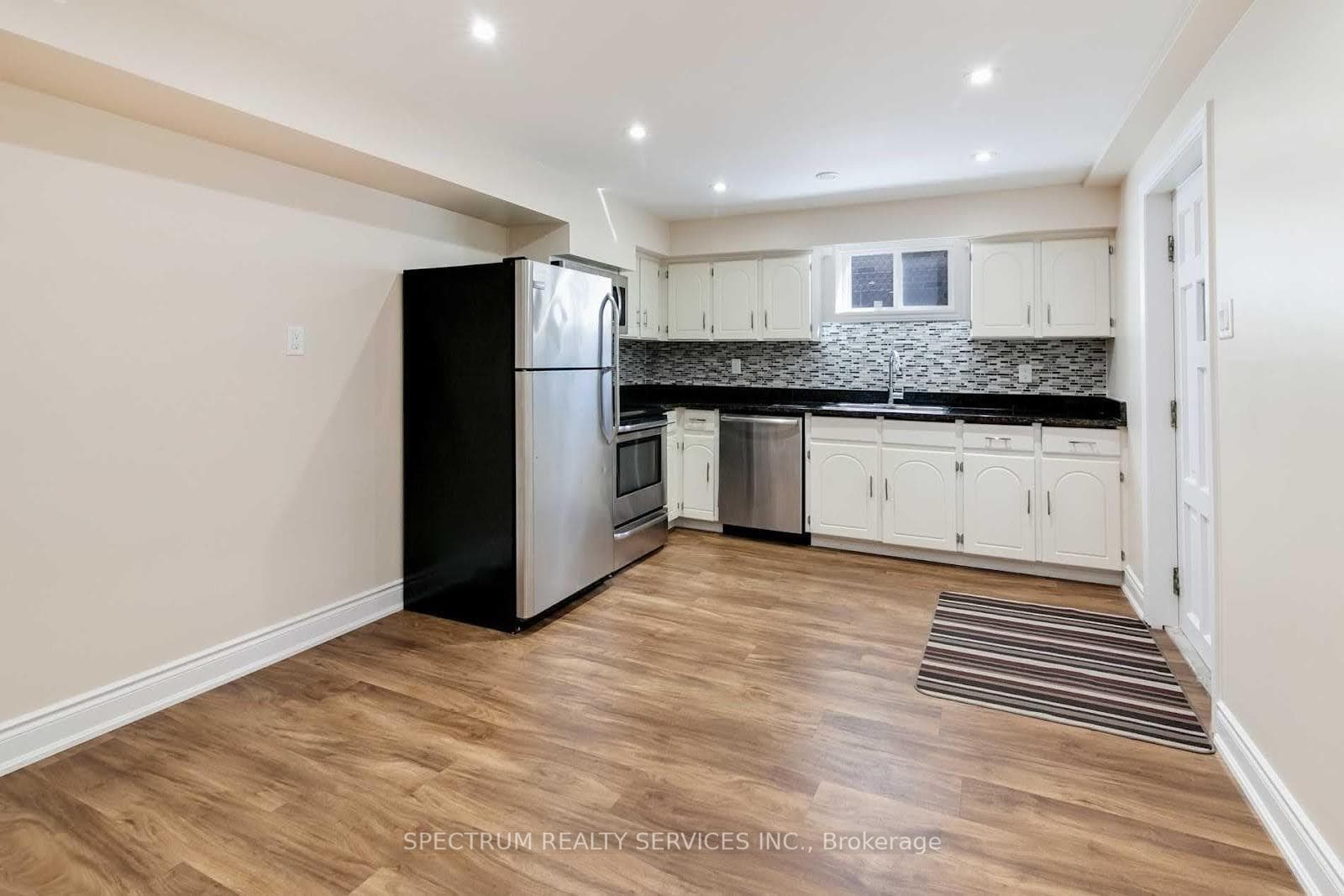 141 Katherine Road Unit BSMT photo 4