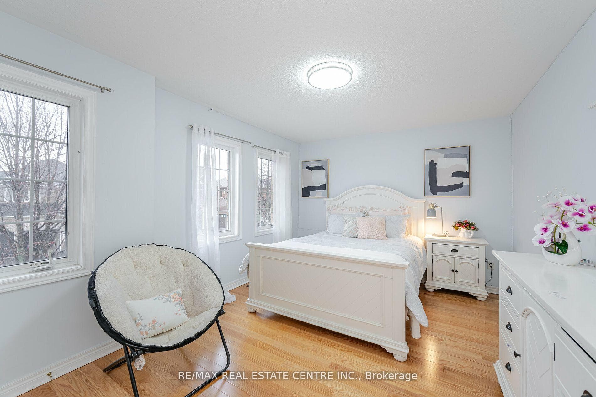 66 Bevan Crescent photo 29