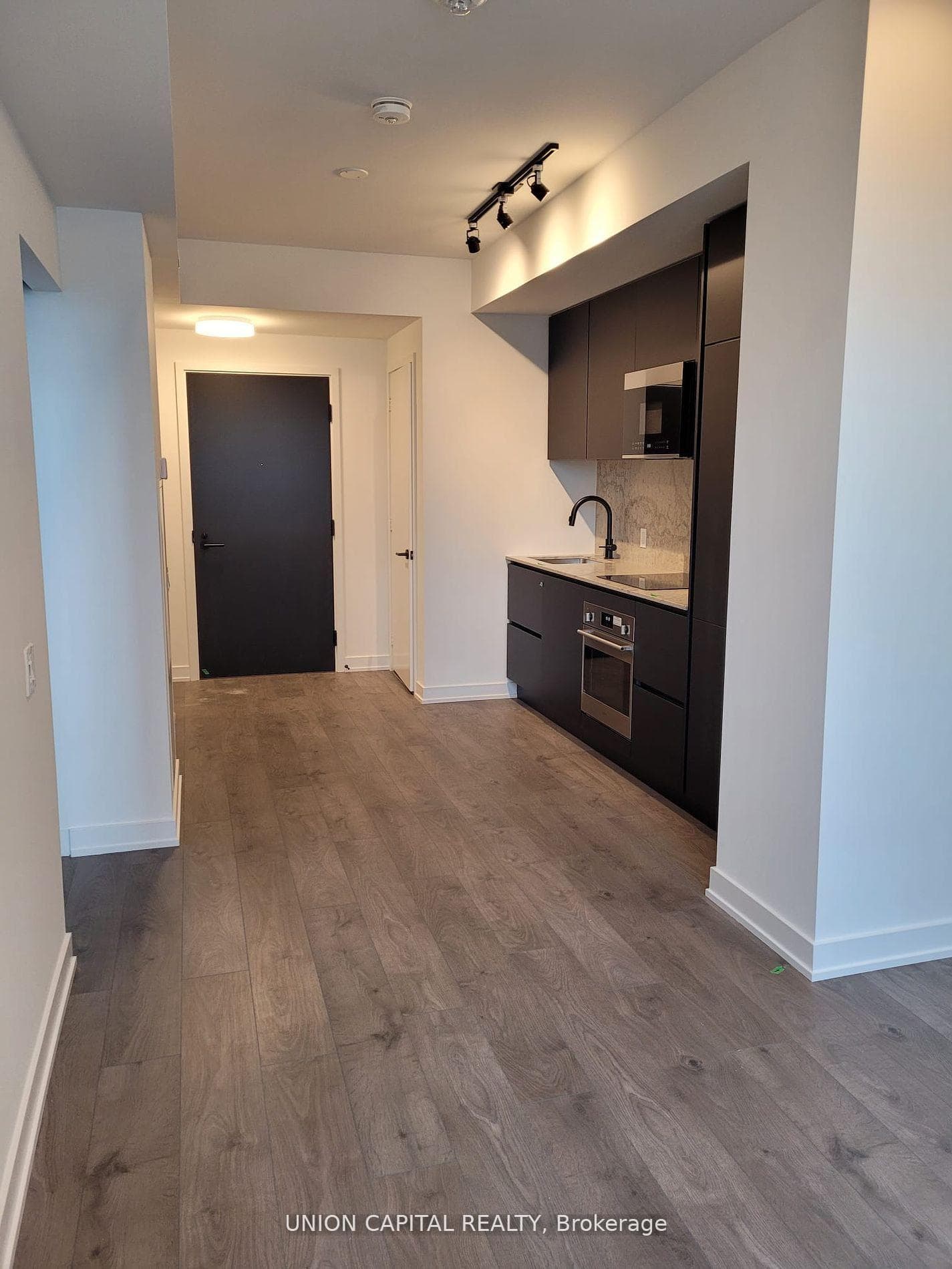 108 Peter Street Unit 1511 photo 2
