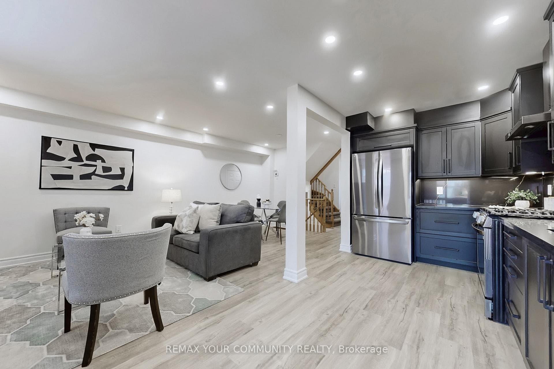 122 WHITBY SHORES N/A photo 12