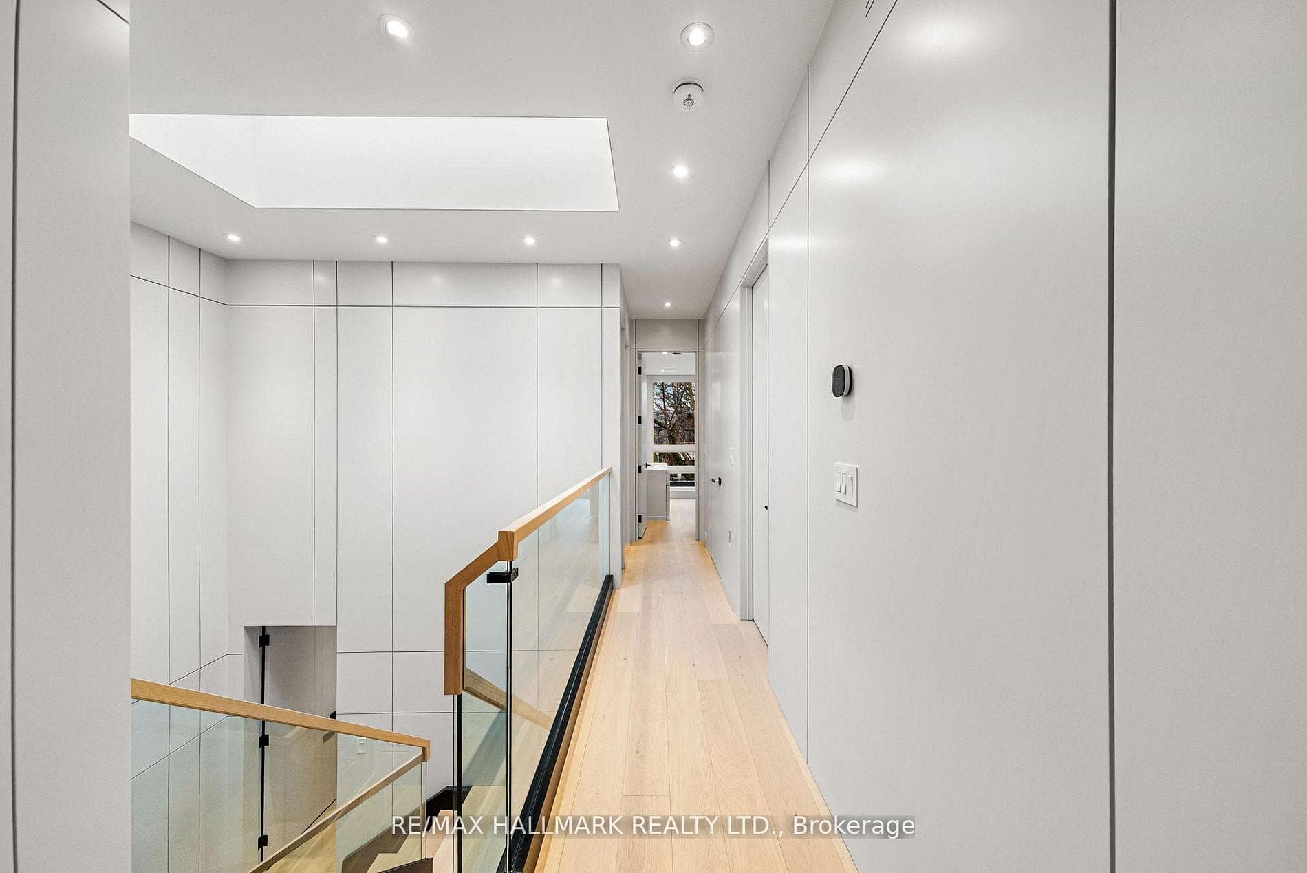 167 Parkhurst Boulevard photo 21
