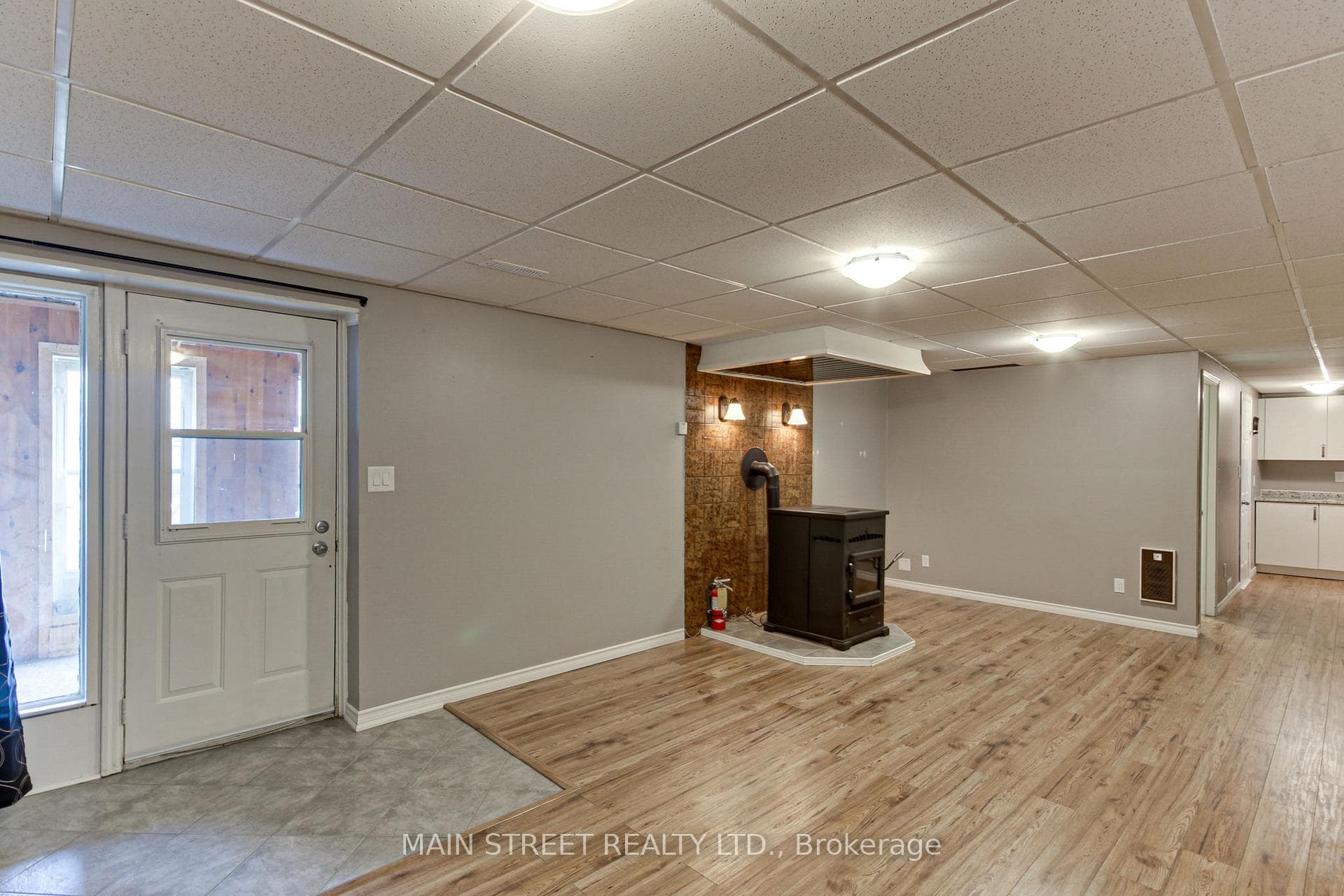 14877 Regional Rd 1 Road Unit BSMT photo 8