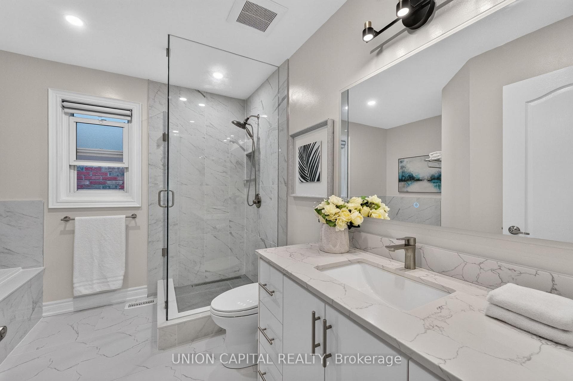 9 Ballymore Drive photo 22