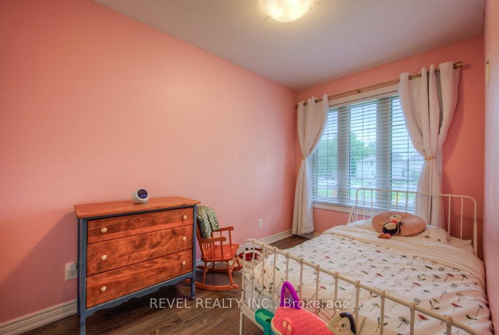 77 Windham Street photo 9