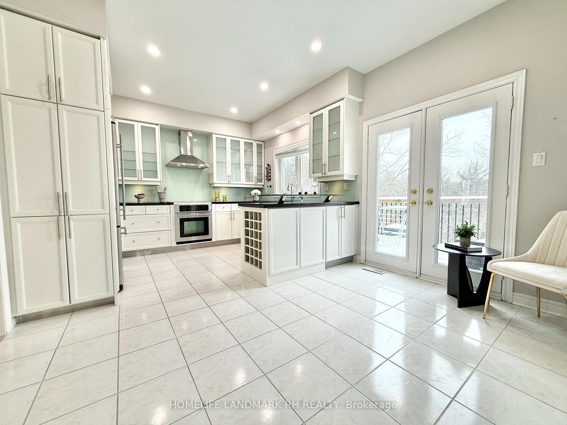 8909 Bathurst Street Unit 10 photo 8