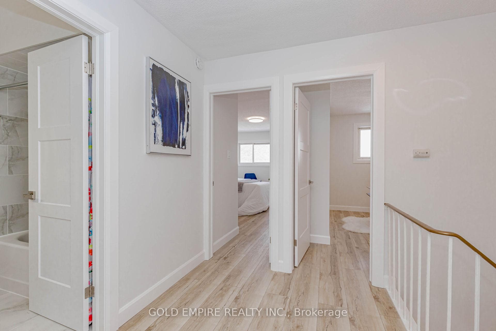 700 Osgoode Drive Unit 106 photo 27
