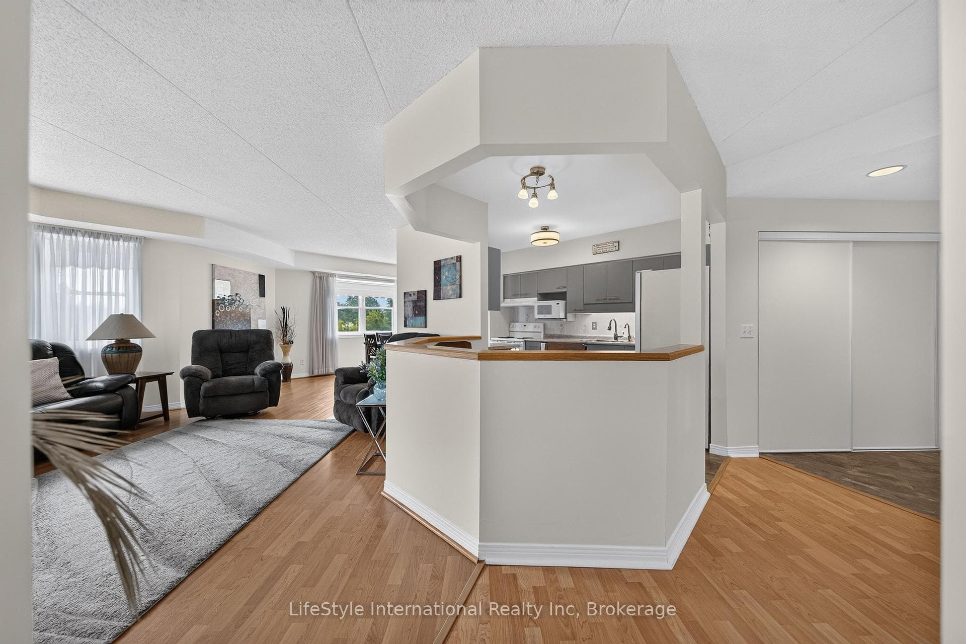 208 Silvercreek Parkway Unit 210 photo 5