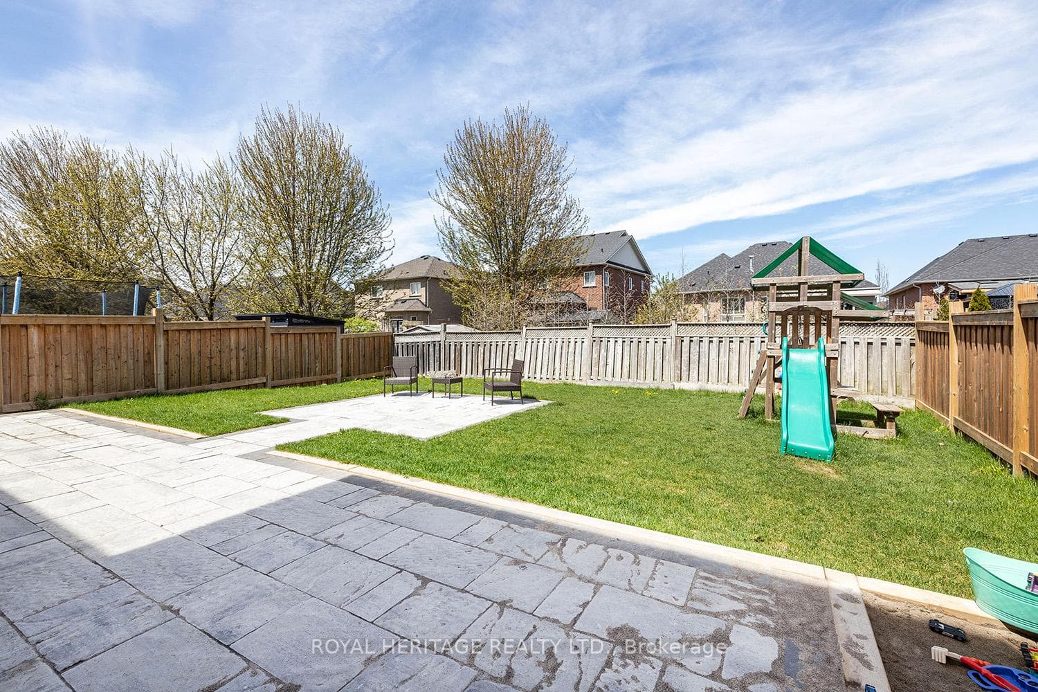 11 Glenhaven Court photo 28