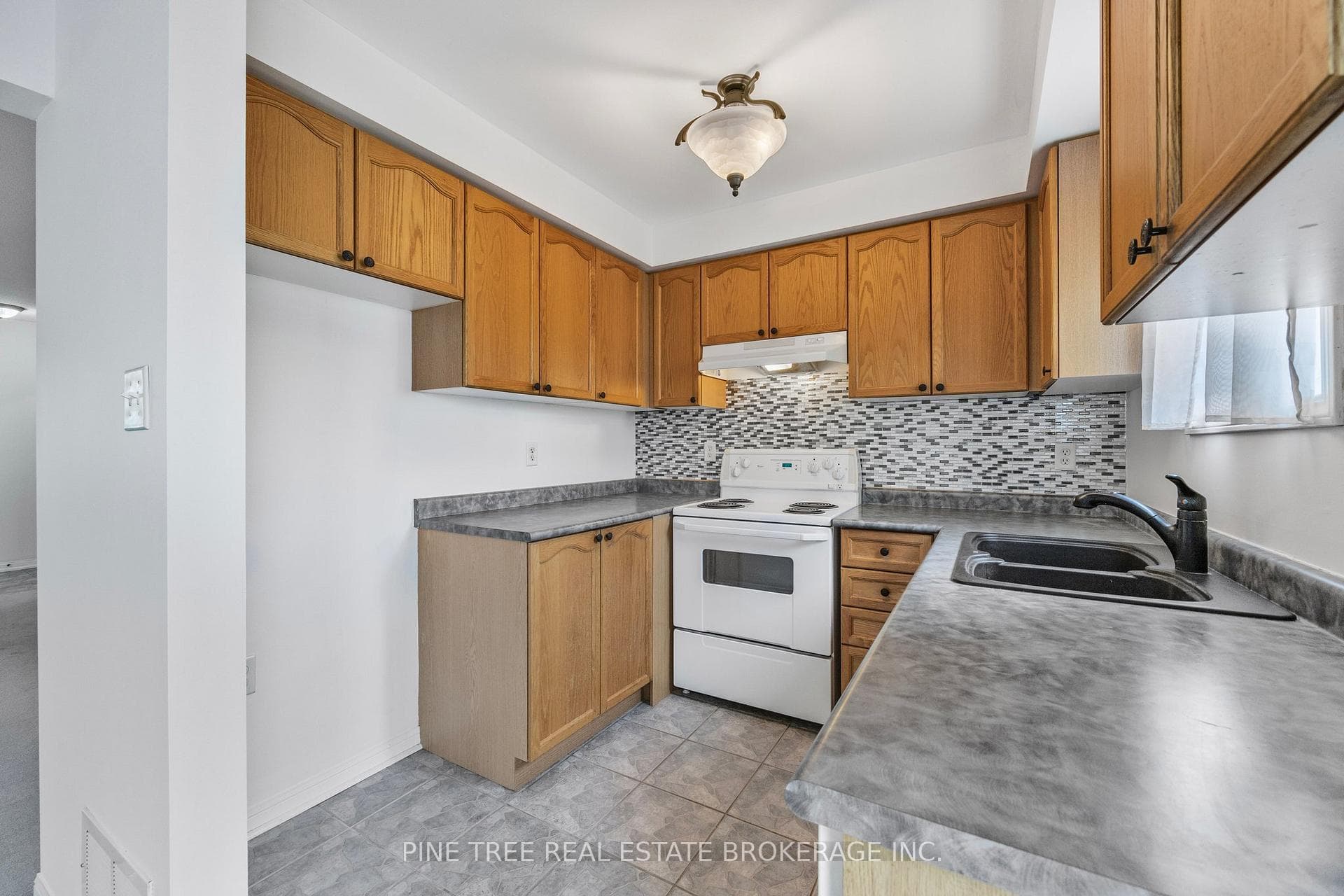 42 Coleman Drive photo 15