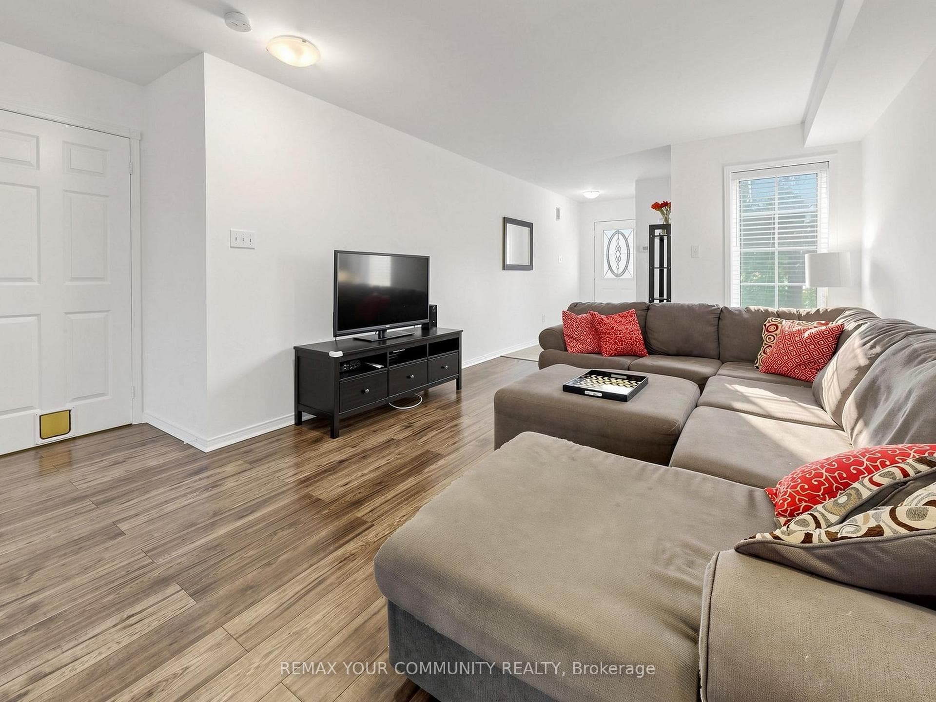 20 Dawson Crescent photo 6