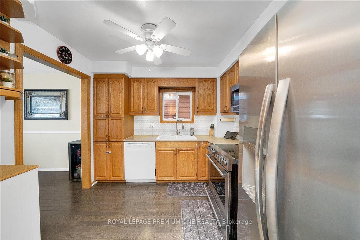 30 Mitchell Avenue photo 8