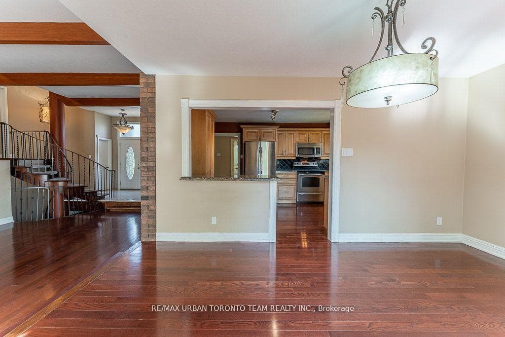 35 Brumwell Street photo 11