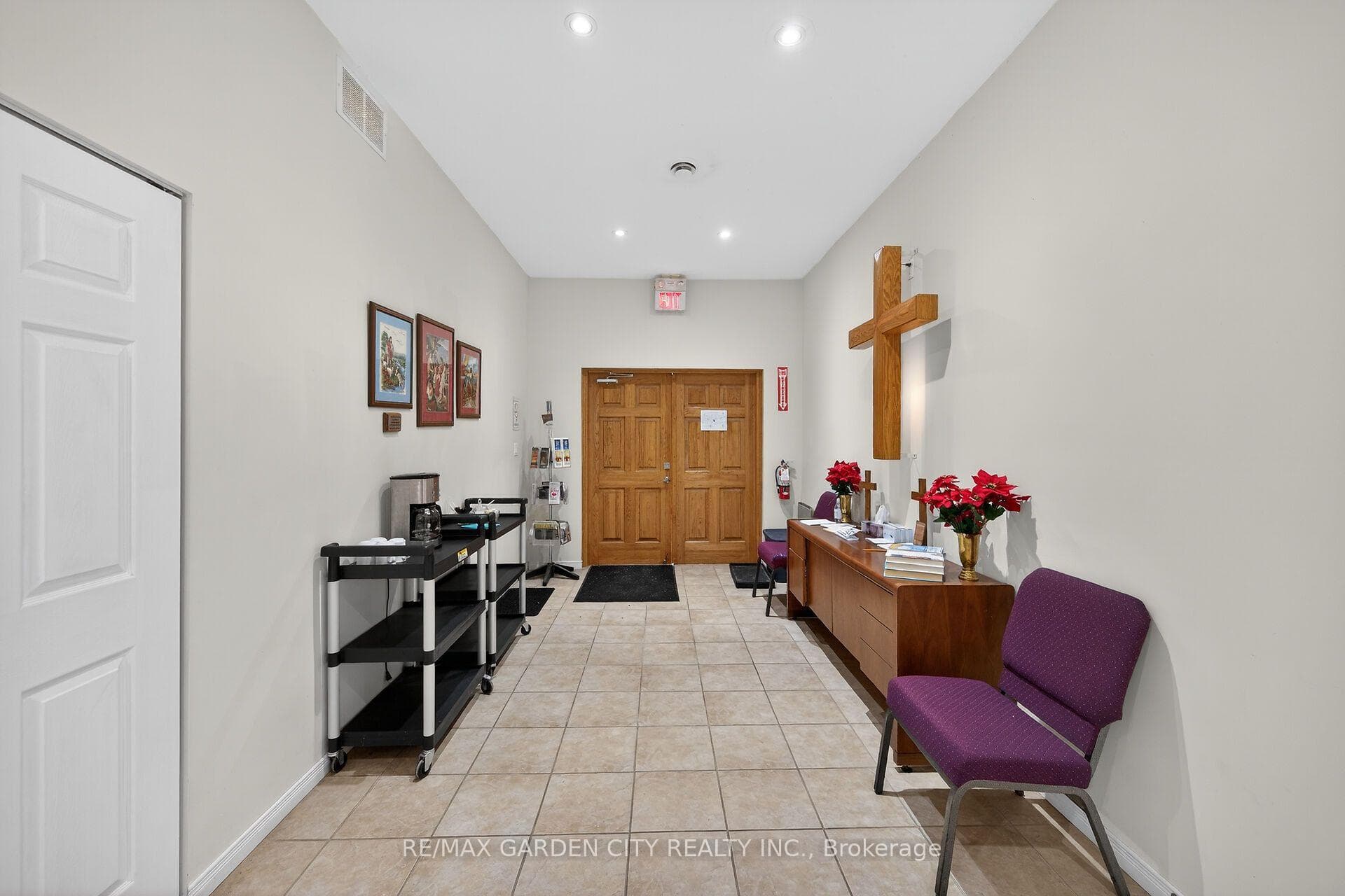 1140 Bay Street photo 12