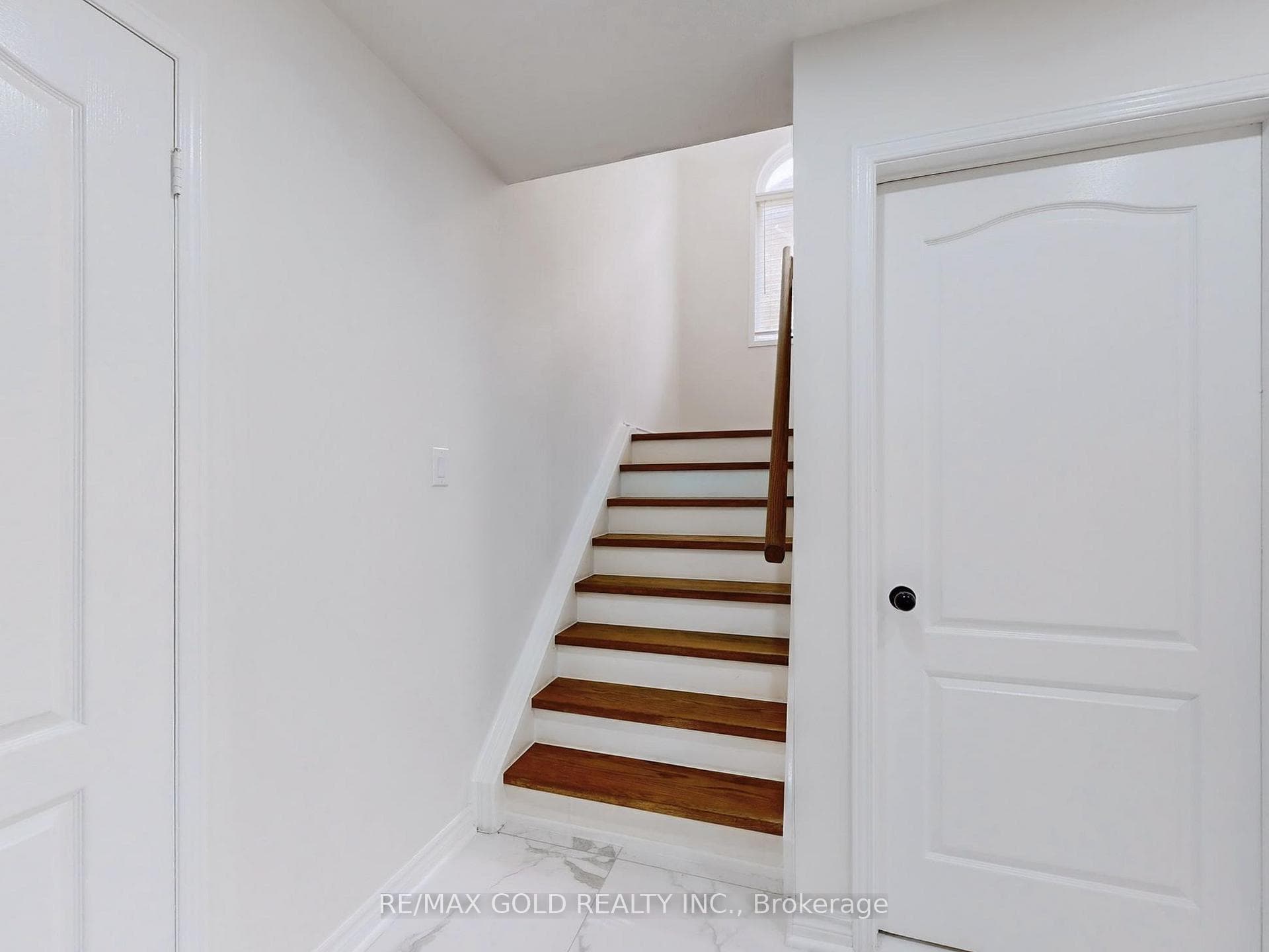 4 Treepark Street photo 11