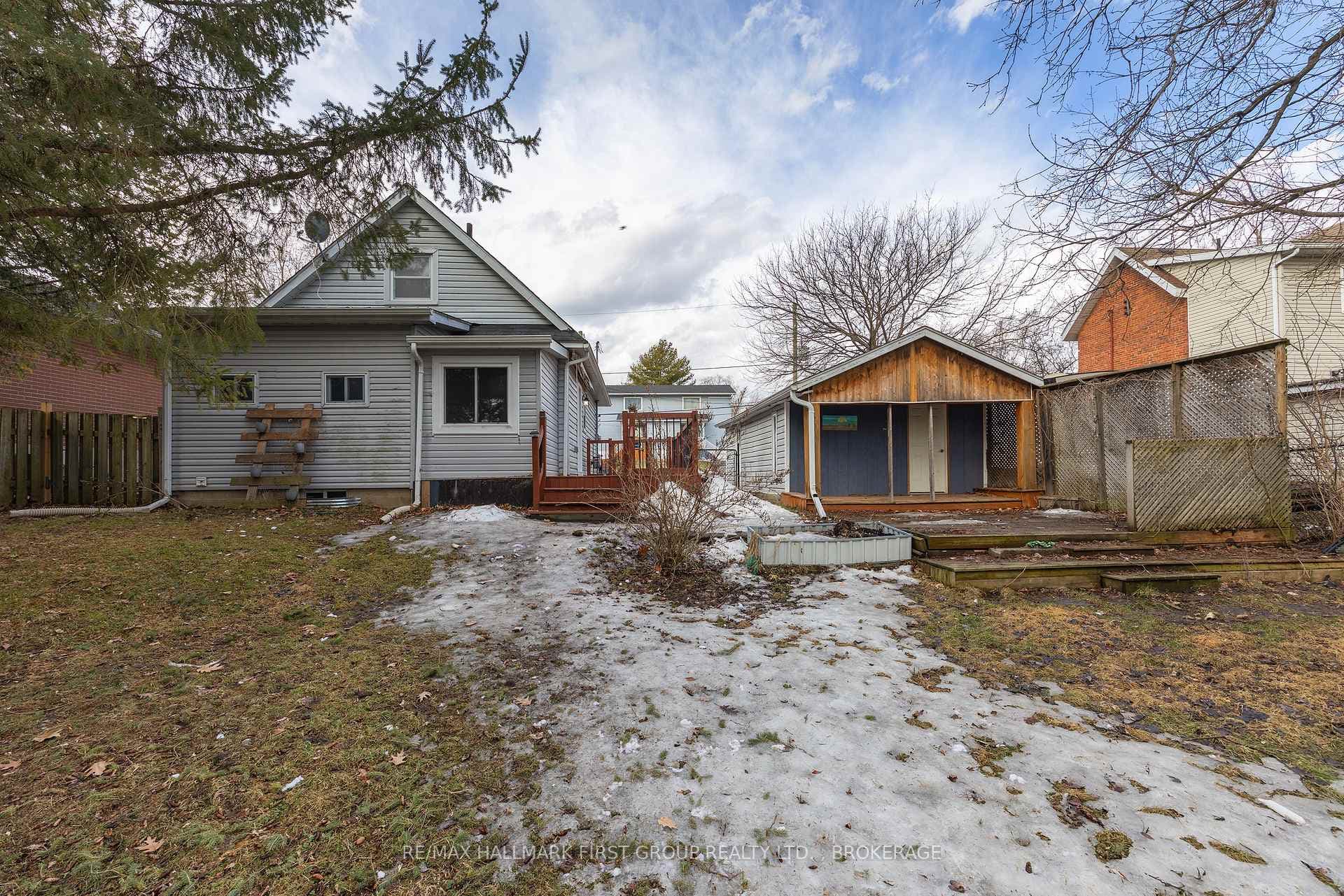 125 Birch Street photo 29