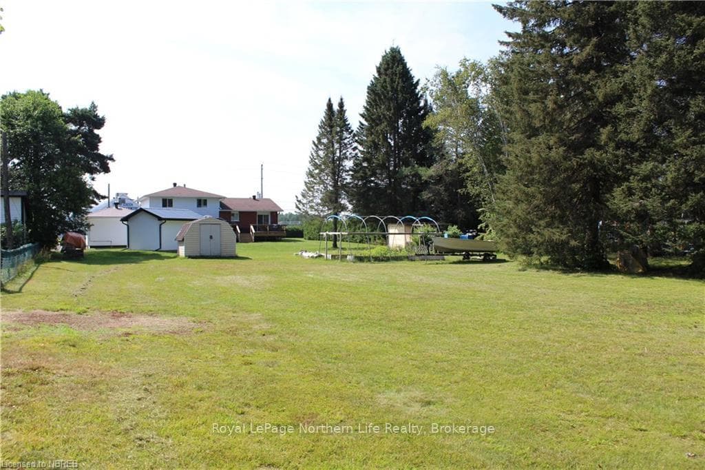 407 MORRISON Street photo 5