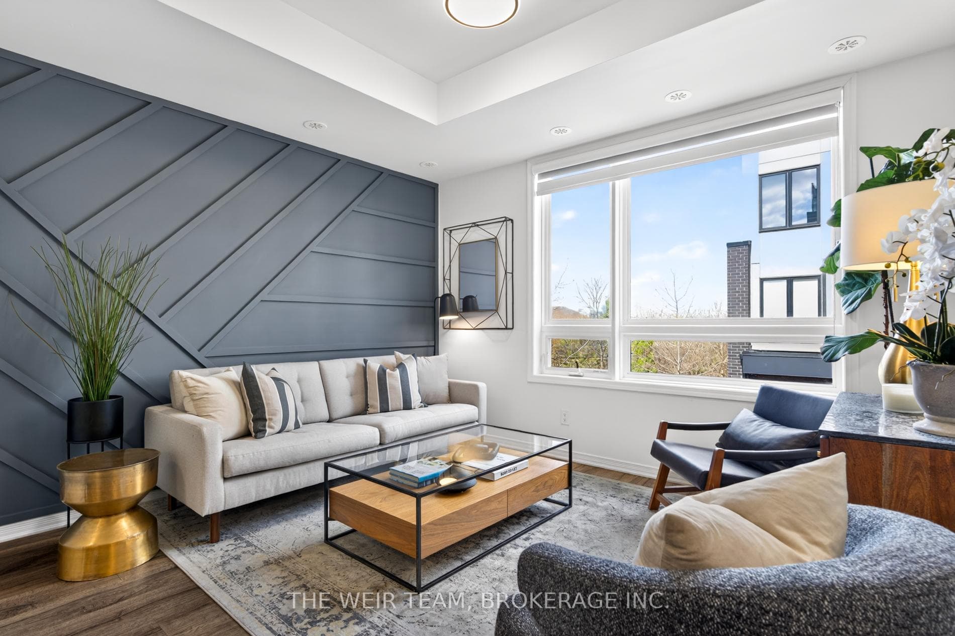 1120 Briar Hill Avenue Unit 308 photo 11