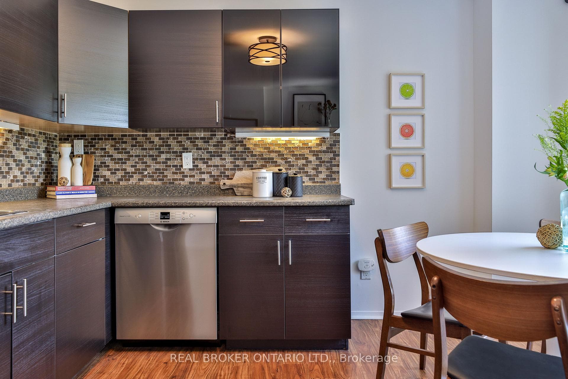 55 Dagmar Avenue photo 14