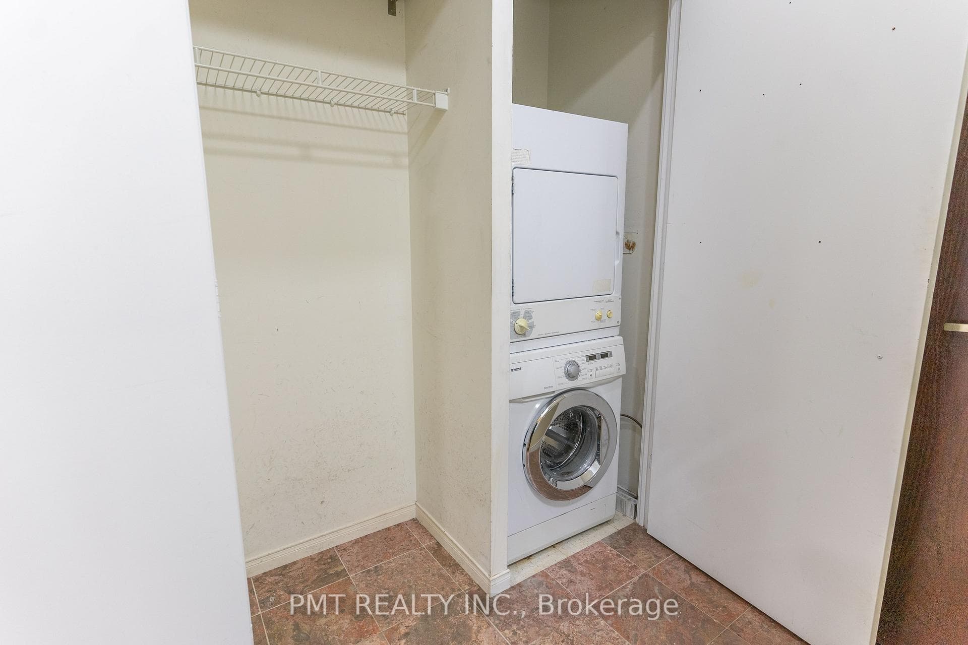 7 King Street Unit 1107 photo 13