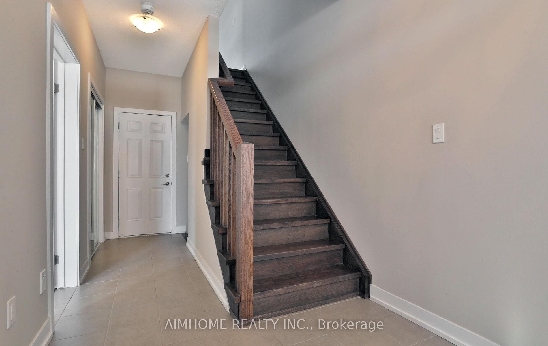 3026 Postridge Drive Unit 18 photo 31