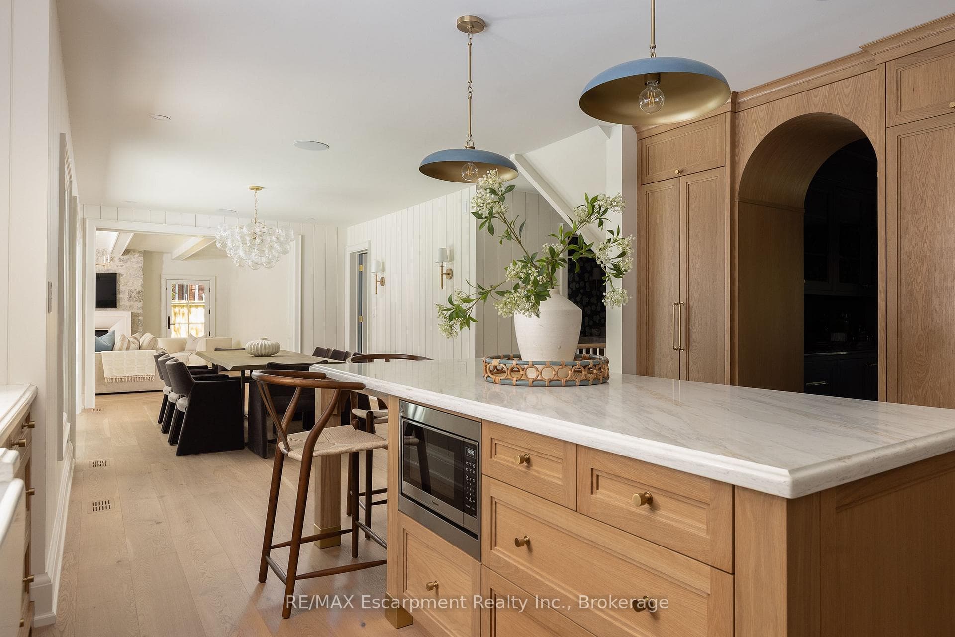 130 Edgecliffe Place photo 9