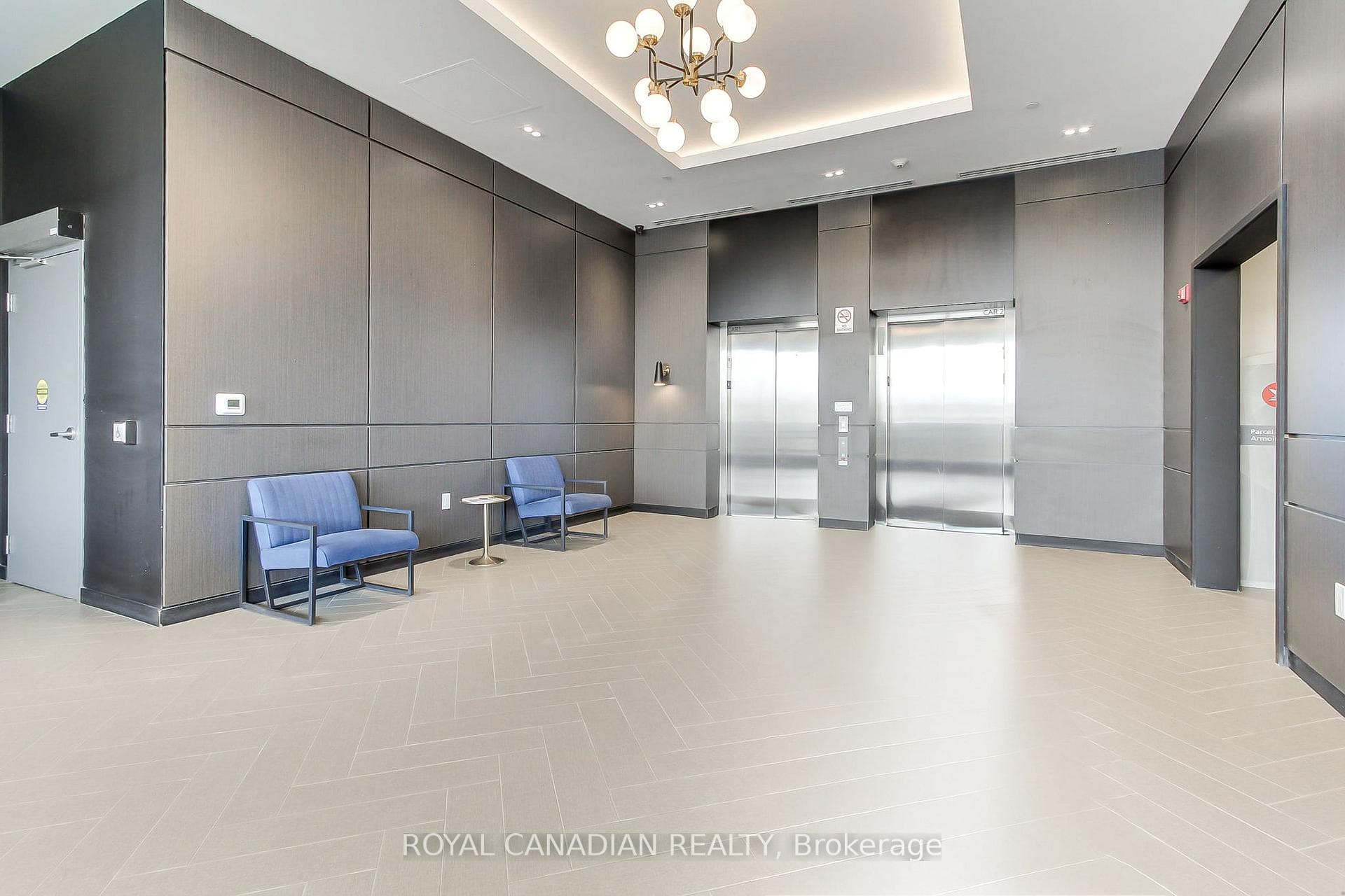 430 ESSA Road Unit 418 photo 4