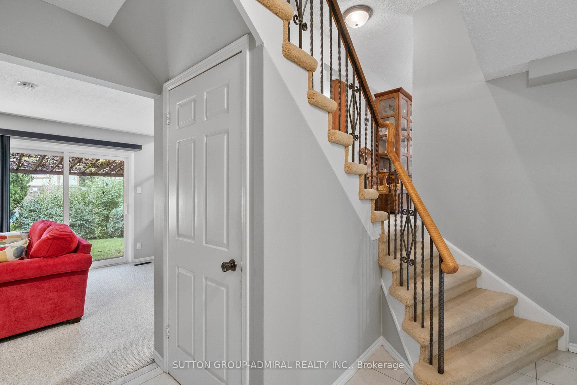 94 Charnwood Place photo 18