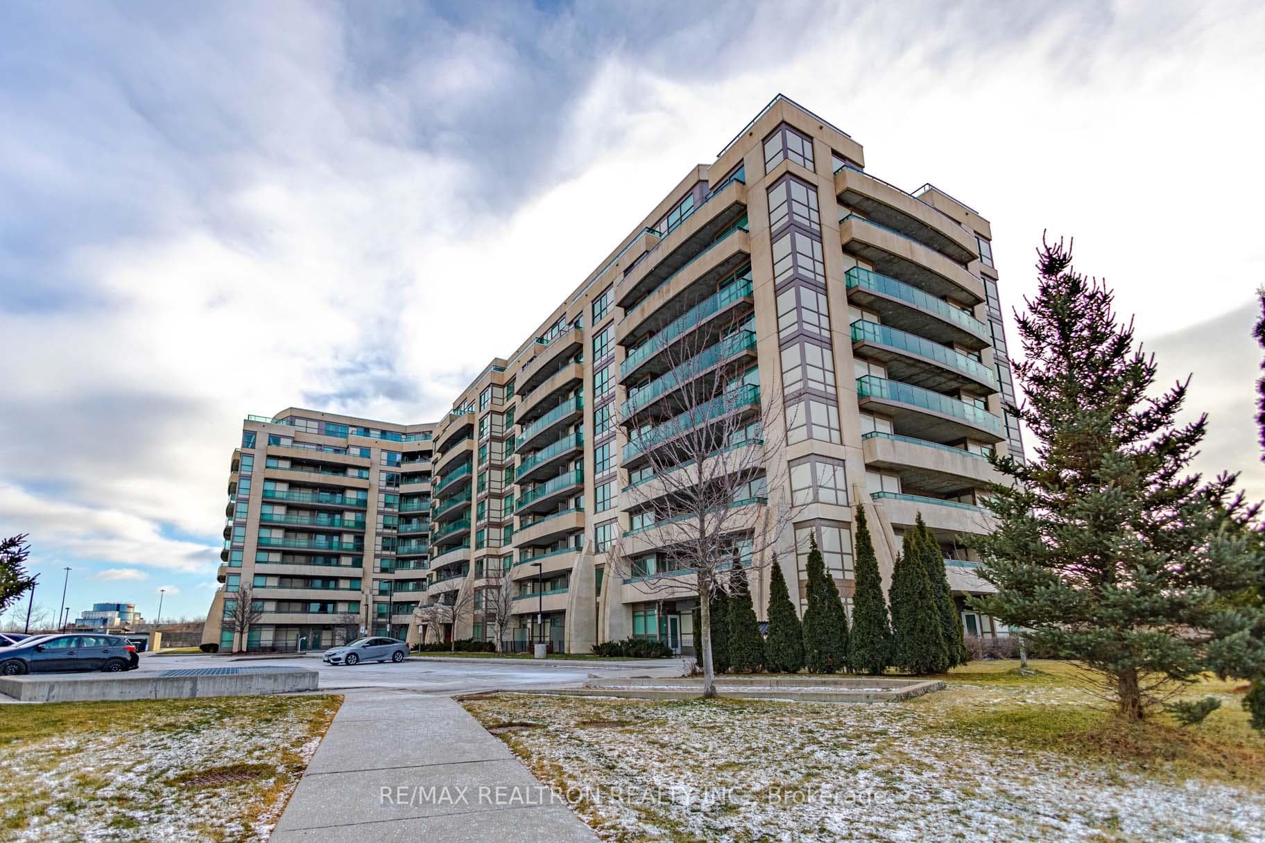 75 Norman Bethune Avenue Unit 110 photo 29