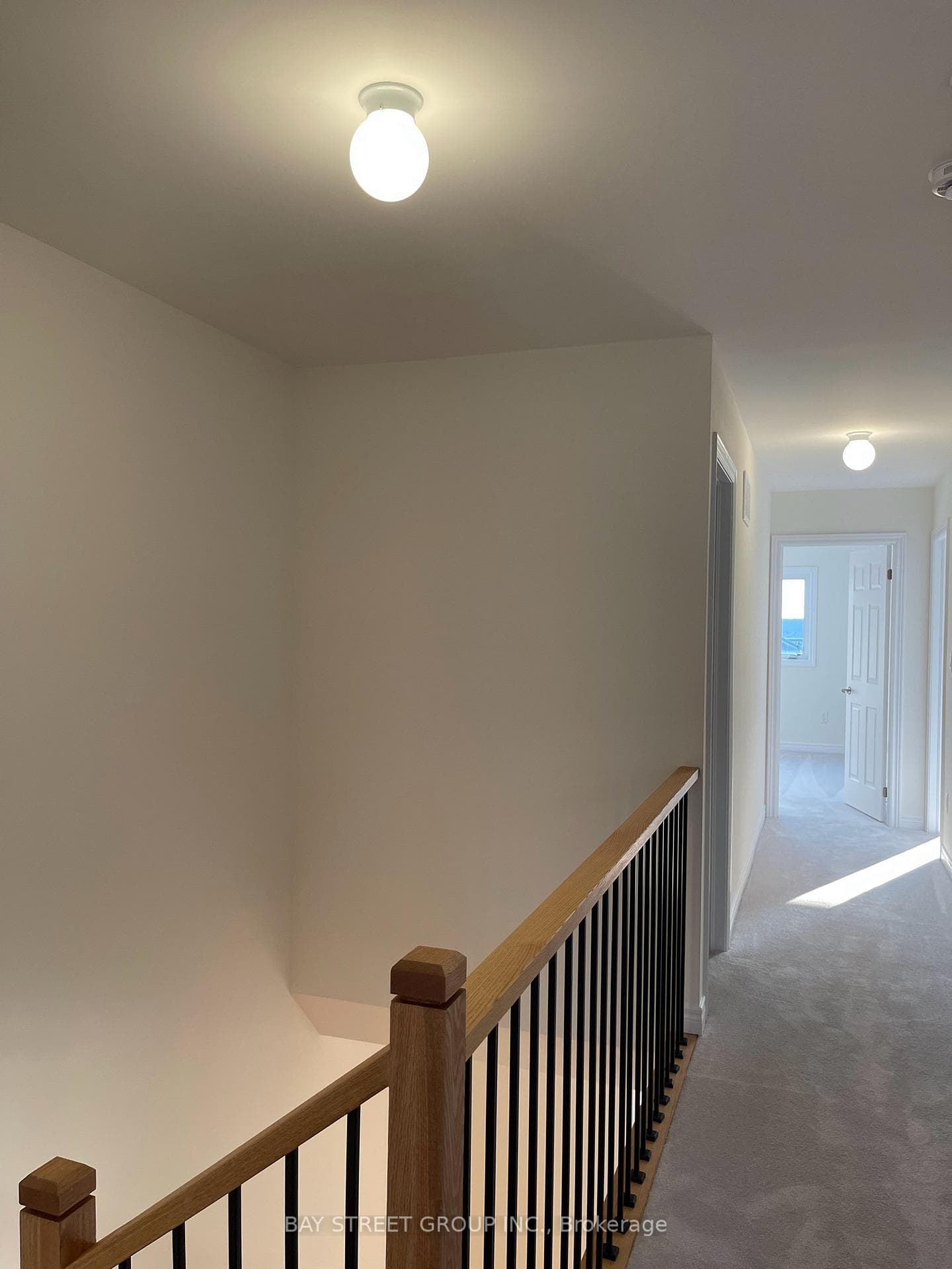 2918 hawkridge Lane photo 9