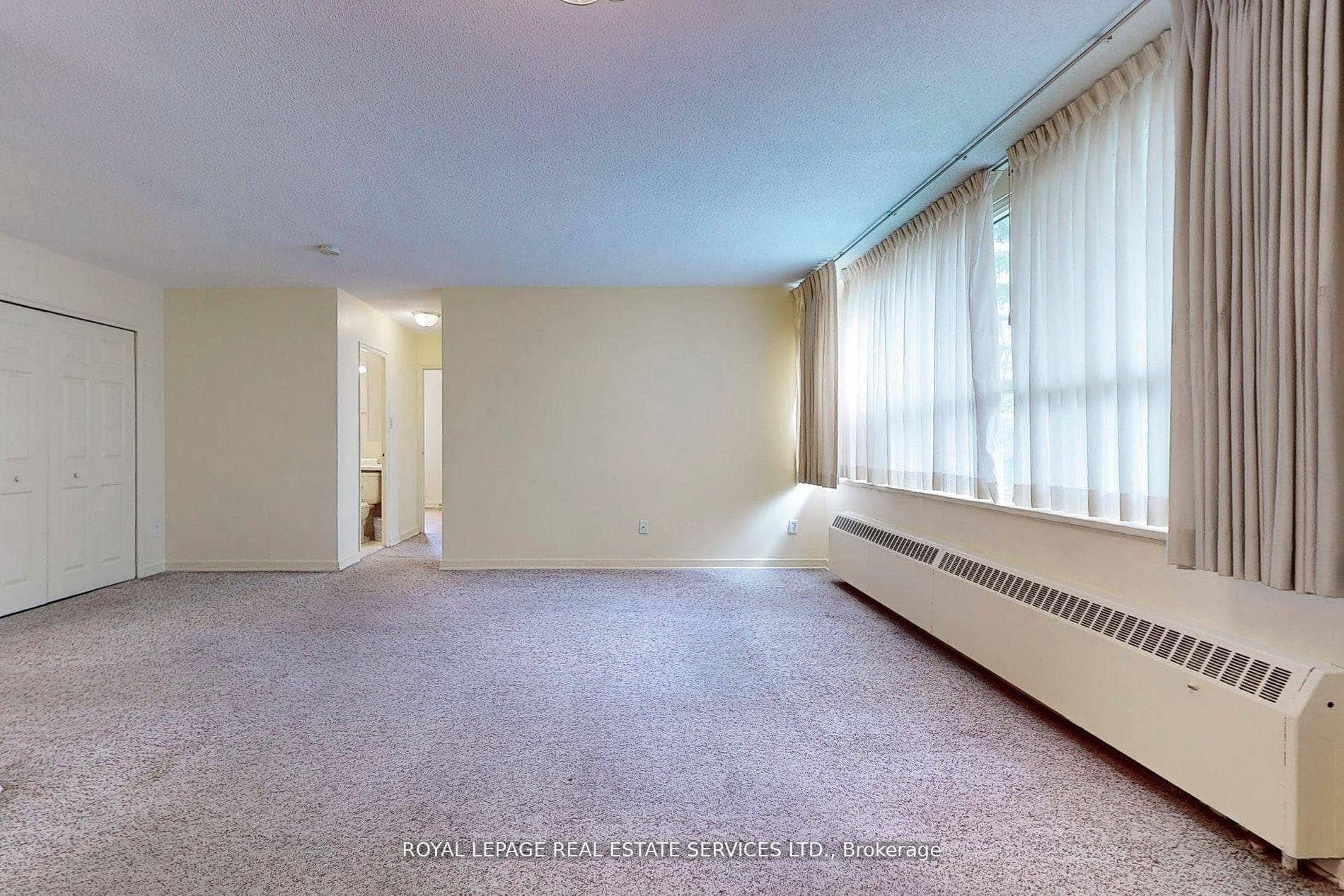 160 The Donway West N/A Unit 201 photo 9